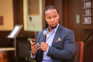 When Asked About Vaccine Mandates, Ibram X. Kendi says People of Color Do Not Have Access to COVID-19 Vaccine