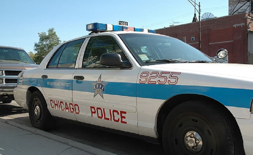 The Indiana State Police is offering to hire Chicago officers whose jobs and retirement benefits are being threatened for refusing to comply...