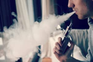 England May Start Prescribing Vapes to People Trying to Quit Smoking