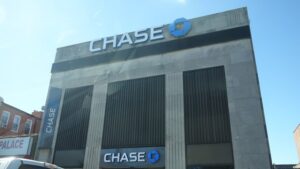 SEC Hits Chase Bank with Record $200 Million Fine for 'Widespread' Record-Keeping Failure