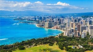 Hawaii to Require Booster for Incoming Travelers