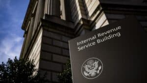 IRS To Require Tax Payers To Scan Their Face to Access Accounts