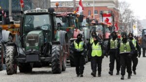Police Seize Fuel & Supplies from Protestors in Ottawa Freedom Convoy