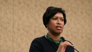 DC Mayor Makes Second Request with Pentagon for Assistance with Migrants