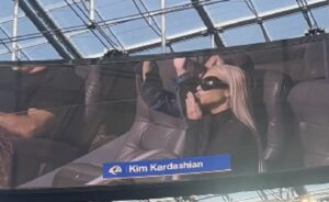 Kim Kardashian Loudly Booed When Shown on the Big Screen at Los Angeles Rams Game (VIDEO)