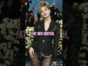 K Pop Star Lisa Wears Controversial Costume to Met Gala #shorts