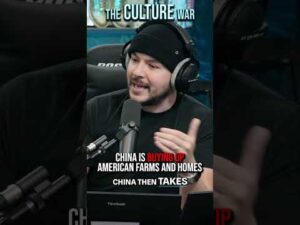 China Is BUYING UP American Farms And Homes