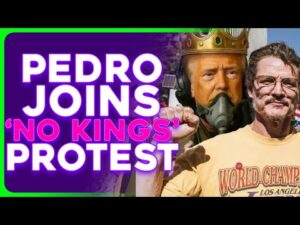 Pedro Pascal &amp; Other Celebs GO WILD at NO KINGS Protest
